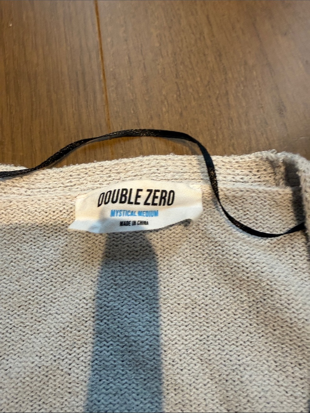 Double Zero light blue Cropped V-Neck Cardigan - Picture 2 of 3
